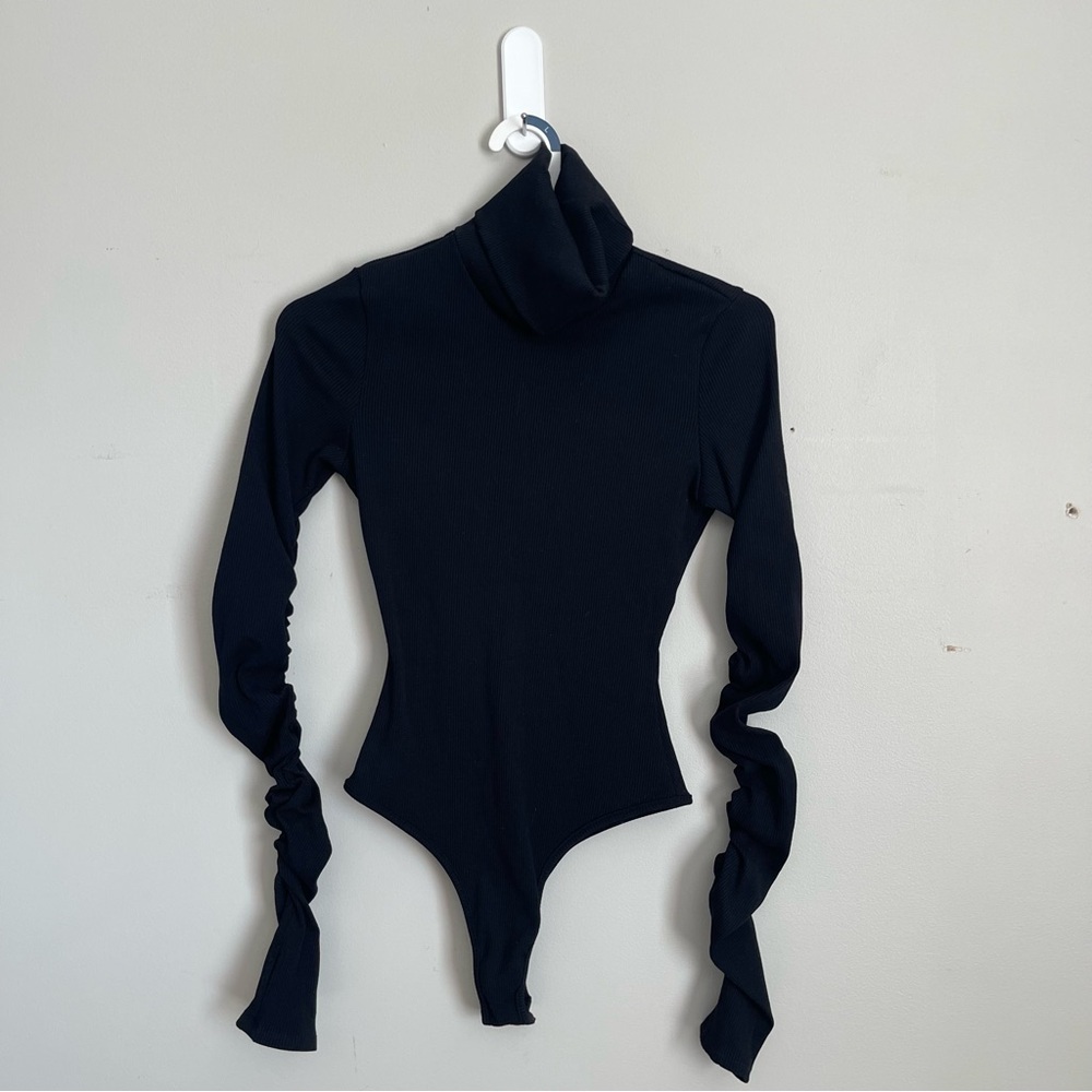 FASHION NOVA | Black Oliva Snatched Turtleneck Bodysuit Sz M - Picture 2 of 10